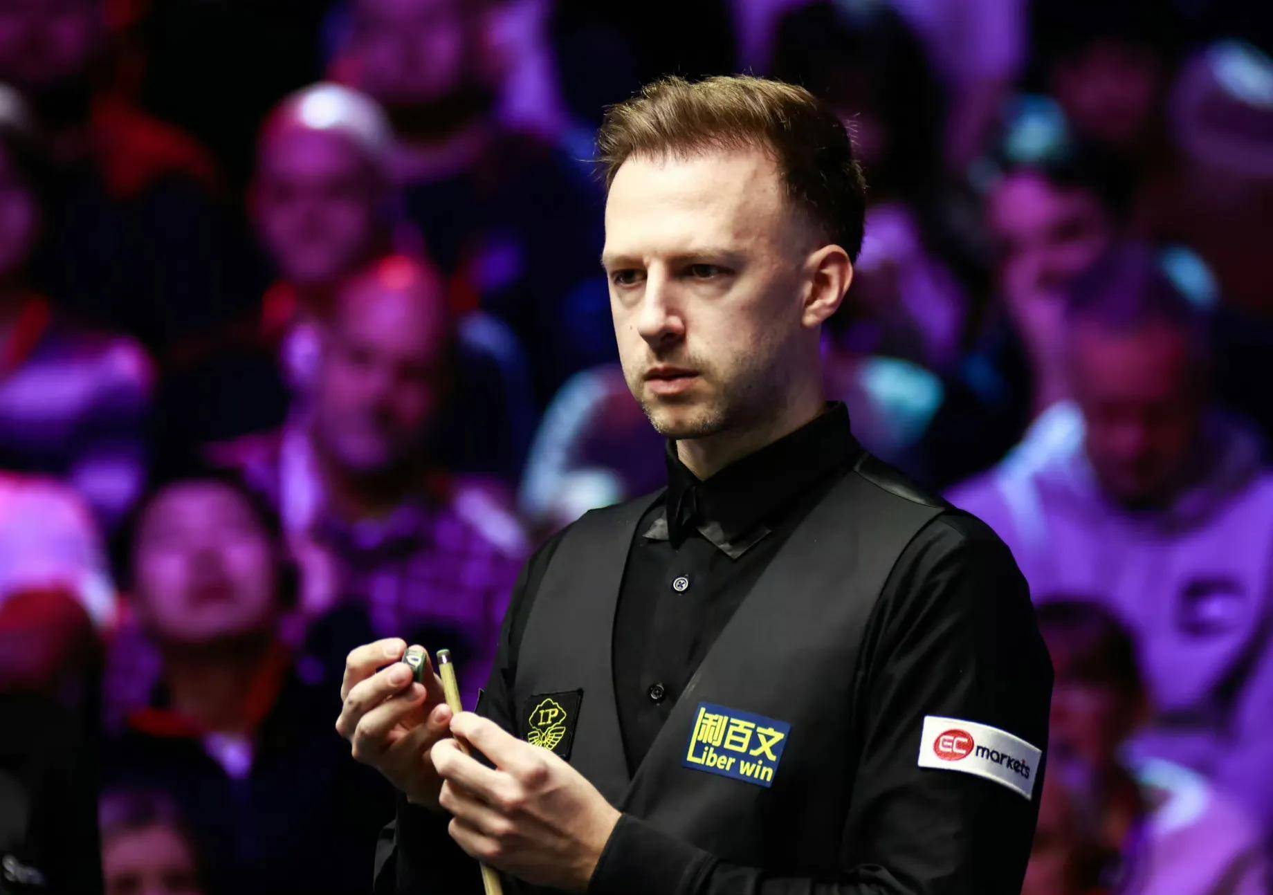 防守中展现 防守中展现