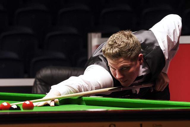 轻球员的成 轻球员的成