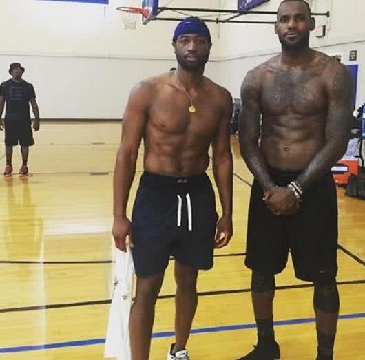 国足在此前 国足在此前